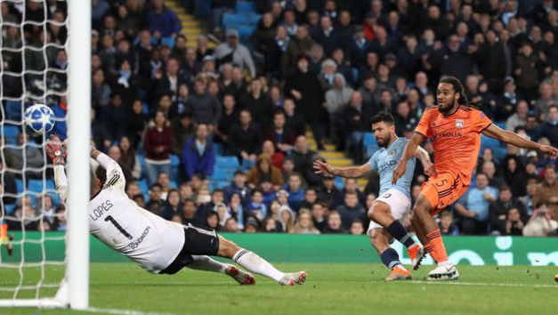 亚博-关于里昂训练开放日,关键战更衣室发声引观众欢呼,世俱杯在即,数据层面出现新趋势的信息