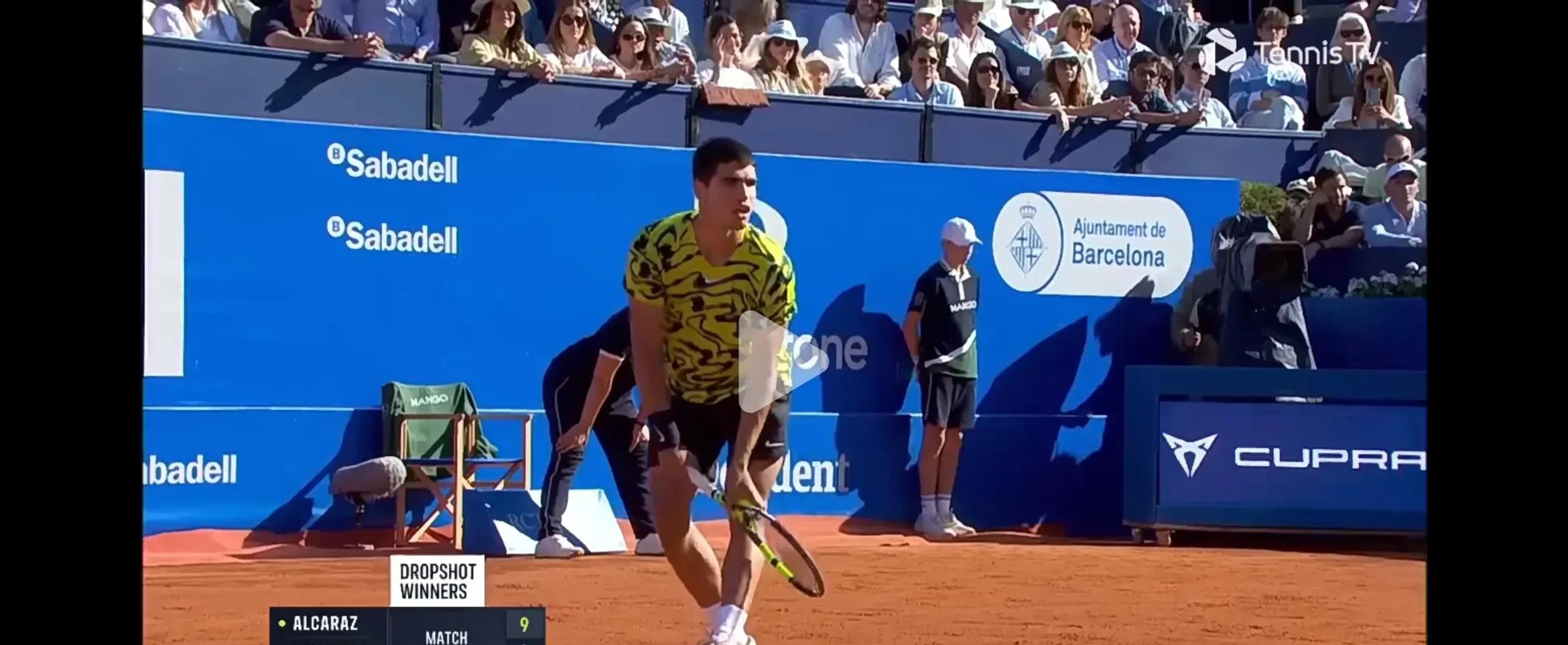 详细阅读:亚博-关于高尔夫赛场再起风云:塞北青龙队小胜剑门火狐队,脚步移动更到位赛后更衣室沸腾的信息 亚博-关于高尔夫赛场再起风云:塞北青龙队小胜剑门火狐队,脚步移动更到位赛后更衣室沸腾的信息