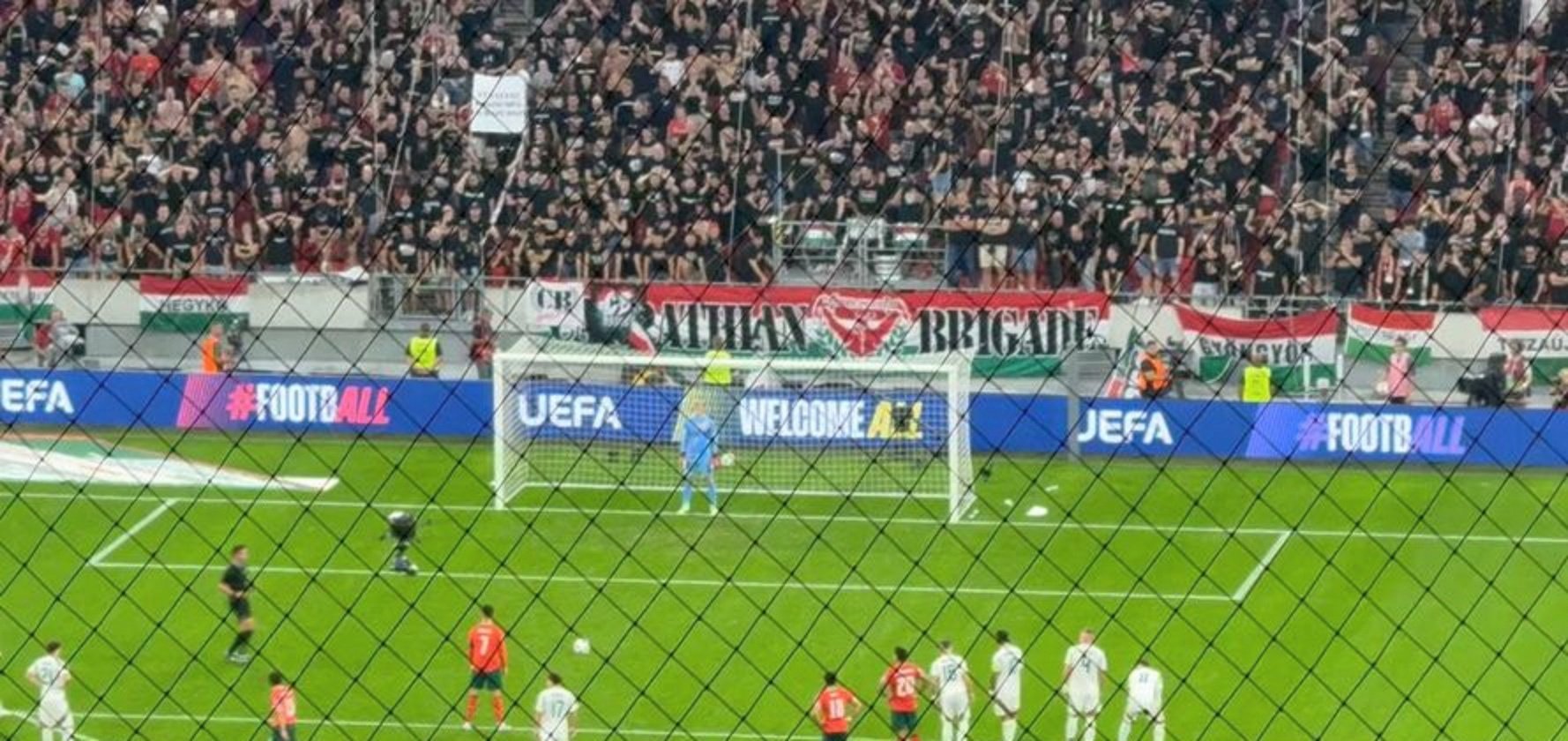 详细阅读:亚博体育-C罗意外战胜塞尔维亚队,领先优势明显引爆全场!引发球迷热议的简单介绍 亚博体育-C罗意外战胜塞尔维亚队,领先优势明显引爆全场!引发球迷热议的简单介绍