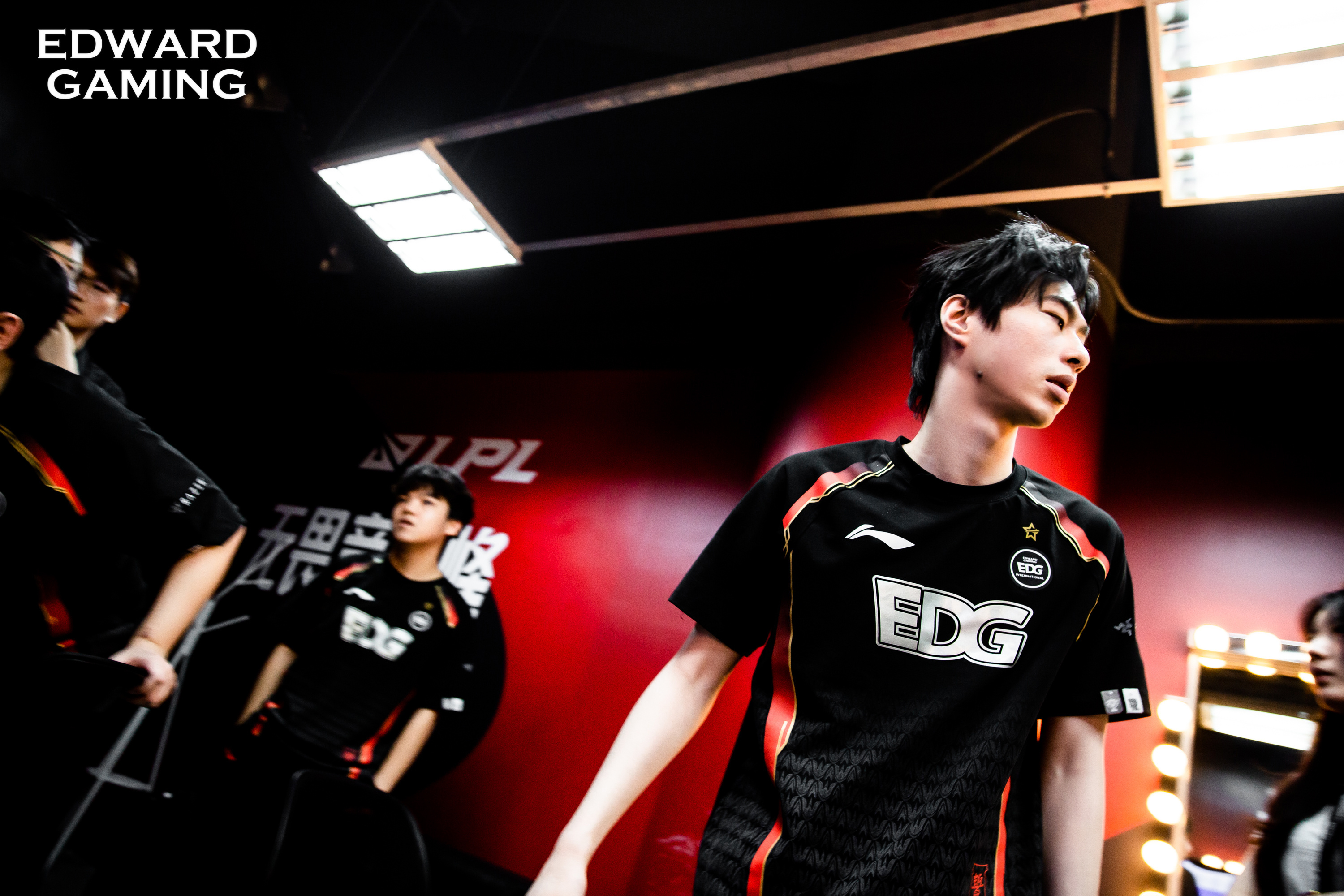 详细阅读:亚博体育-Faker新星回归赛场表现惊艳,曼联未来可期!的简单介绍 亚博体育-Faker新星回归赛场表现惊艳,曼联未来可期!的简单介绍